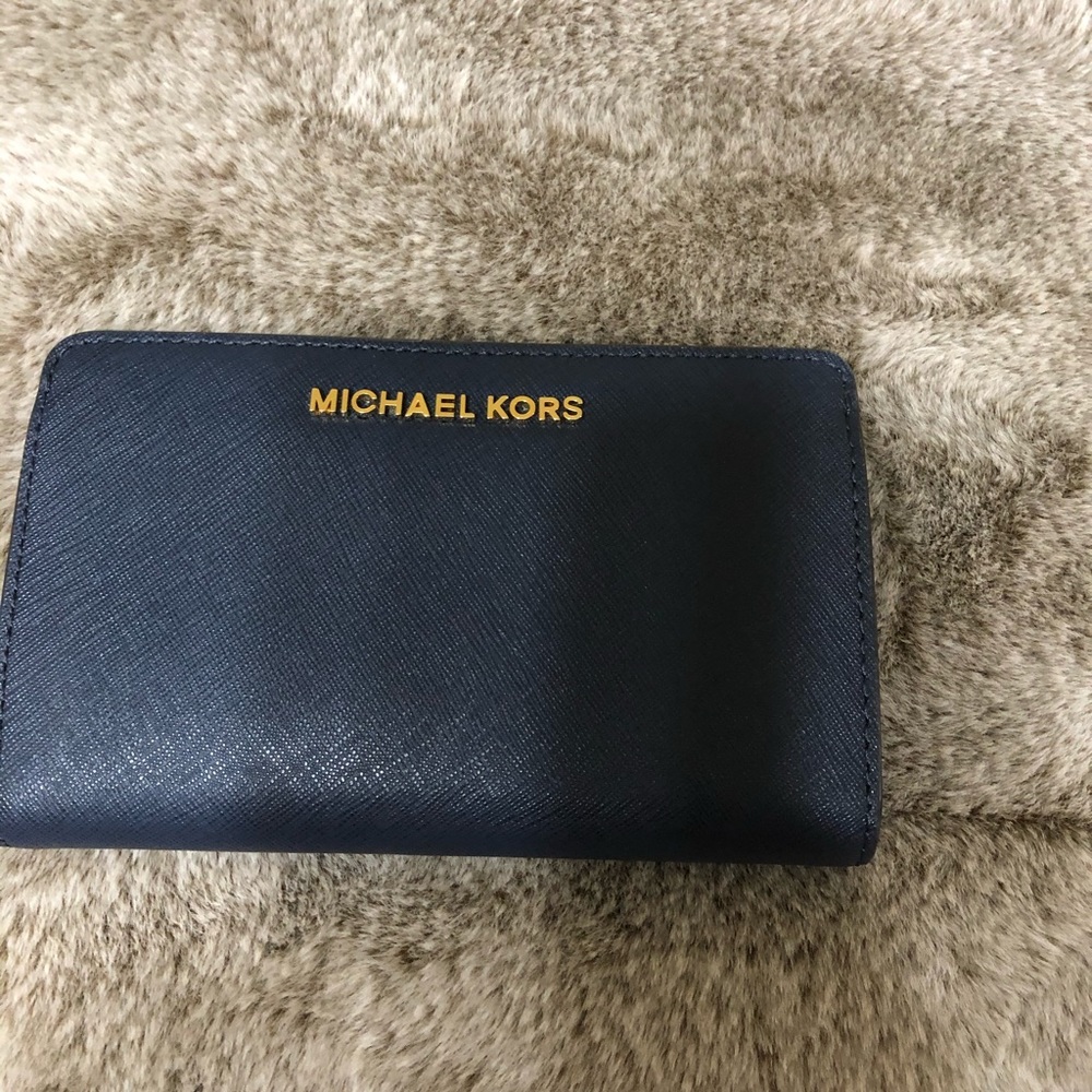 Michael Kors Jet Set Slim Wallet